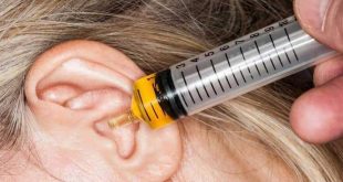 कान में तेल डालना सही है या गलत? जानिए क्या कहते हैं विशेषज्ञ