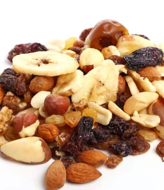 Nuts Side Effects: ज्यादा ड्राई फ्रूट्स खाने से हो सकते हैं बीमार, आइए जानते हैं....